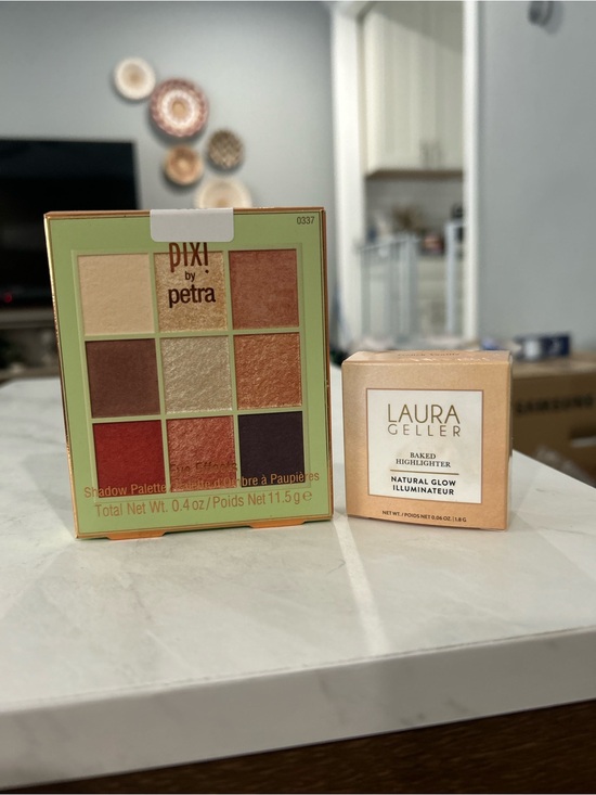 Laura Geller Other - Pixi by Petra Eyeshadow Palette with Laura Geller Baked Highlighter - Warm Tones